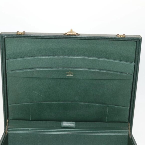 LOUIS VUITTON Taiga Leather Diplomat Trunk Epicea - Picture 14 of 16